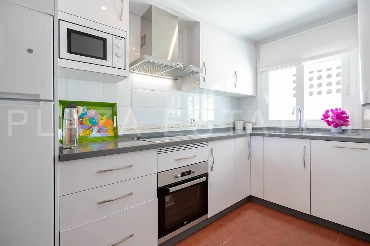 Bonito Piso A 300M De La Playa Nerja Apartment Spain