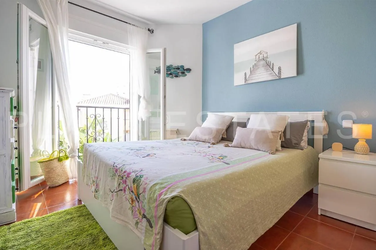 Bonito Piso A 300M De La Playa Nerja Apartment Spain