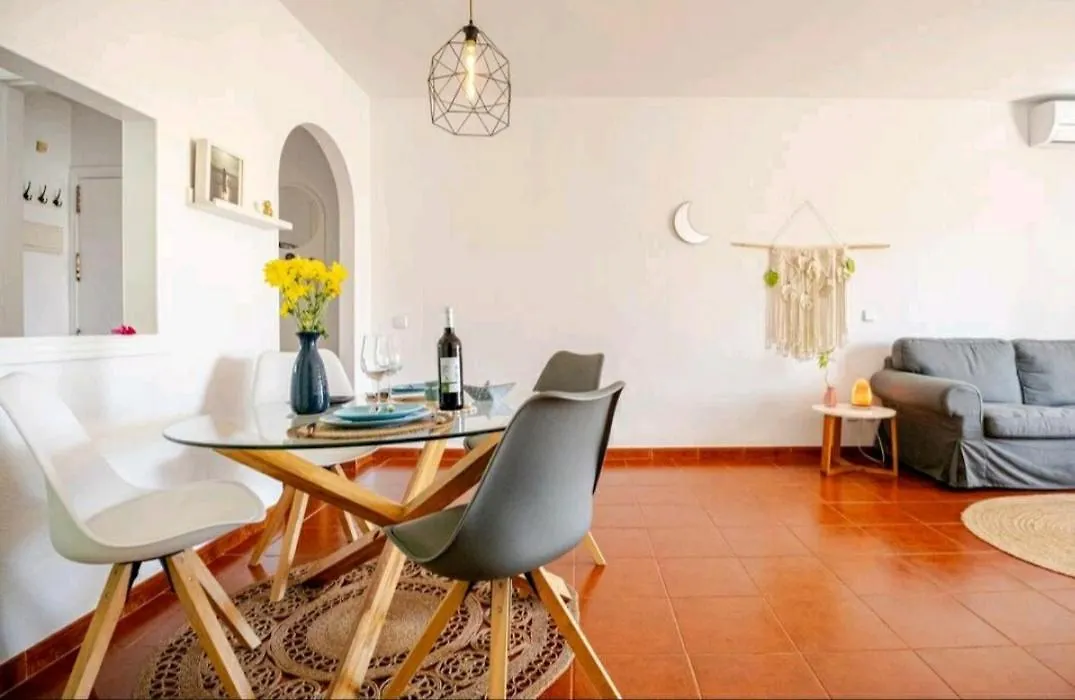 Bonito Piso A 300M De La Playa Nerja Apartment